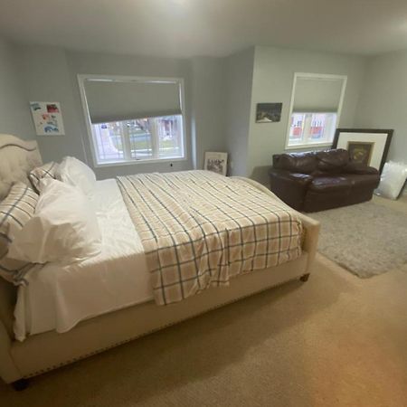 Peacefully Redifined Apartment ฮามิลตัน ภายนอก รูปภาพ